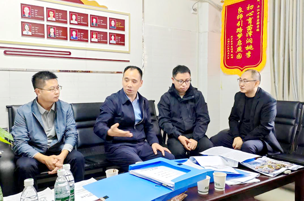 开江县多部门联合开展校园法治建设专项调研